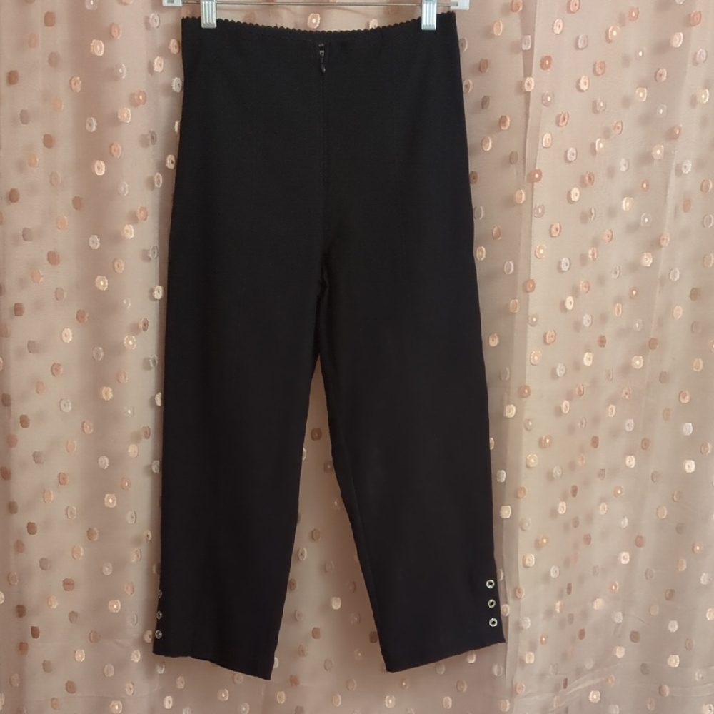 Black Cropped Pants with Button Detail